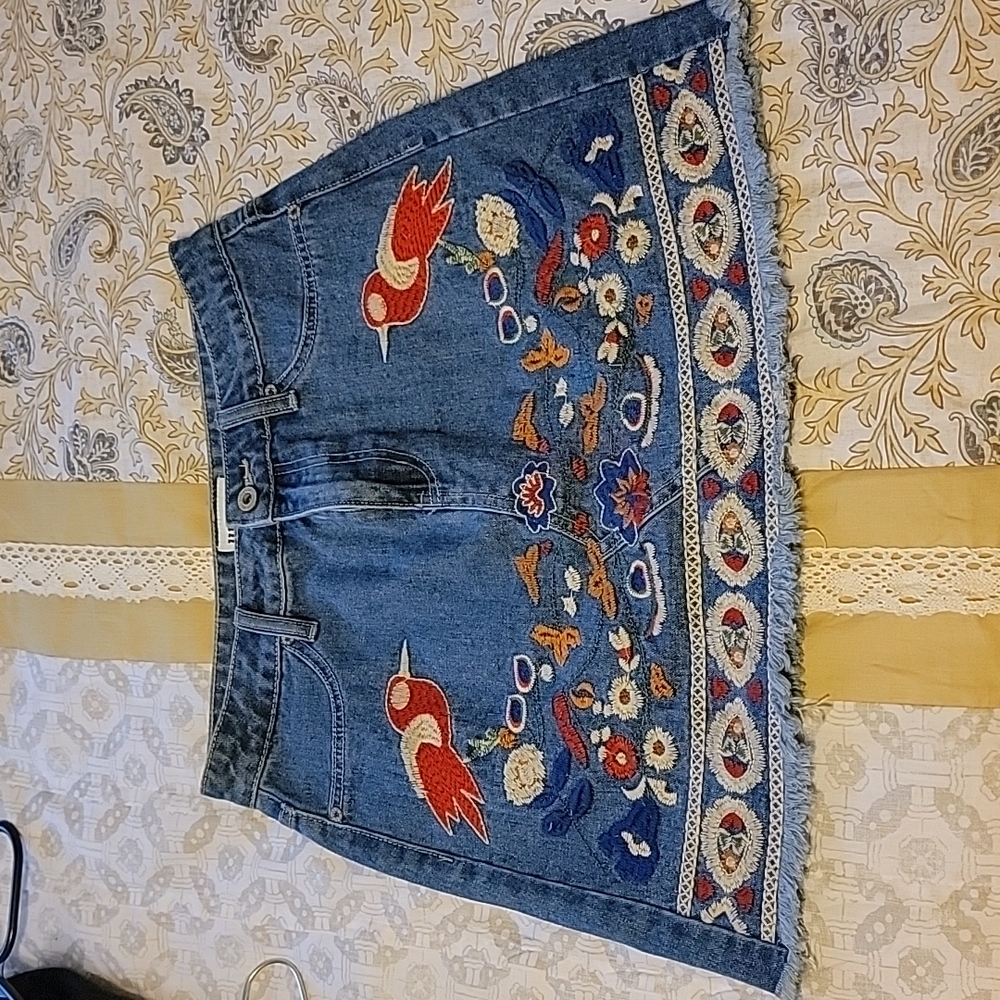 Umgee cut off denim skirt, Sz S